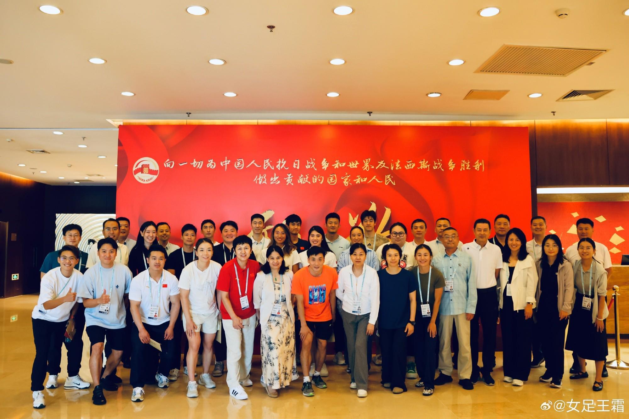华体会体育官方网站-王霜受邀观看阅兵式：很荣幸，深受鼓舞，感恩时代